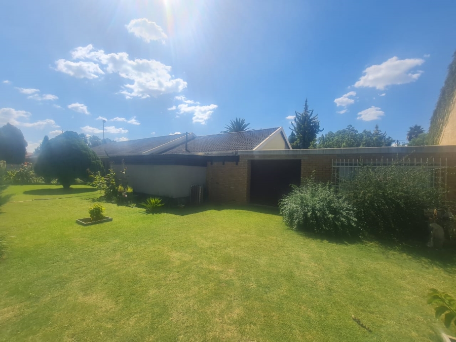 3 Bedroom Property for Sale in Stilfontein Ext 4 North West